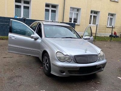 Mercedes C180