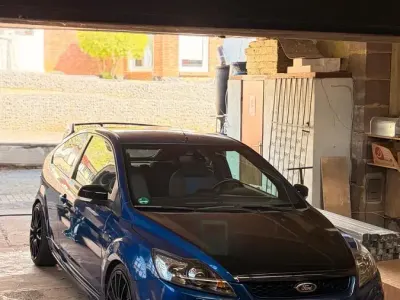 Używany Ford Focus ST 226 KM (166 kW) 2008 Niebieski Coupe