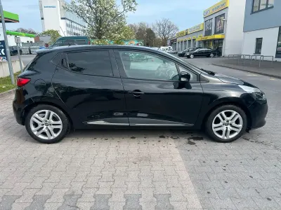 Gebraucht Renault Clio Dynamique 73 PS (53 kW) 2014 Schwarz Kleinwagen