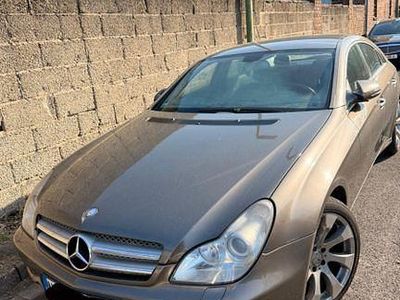 Gebraucht Mercedes CLS320 224 PS (164 kW) 2008 Beige Limousine