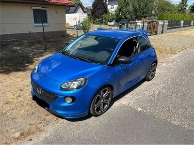 Opel Adam