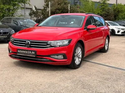 Używany VW Passat Business 122 KM (89 kW) 2023 Czerwony Kombi