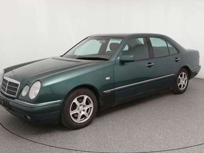 Mercedes E240
