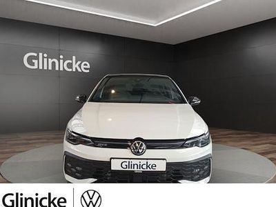 Weiß Neu 2026 VW Golf GTE Limousine | 52.900 € (Teuer)