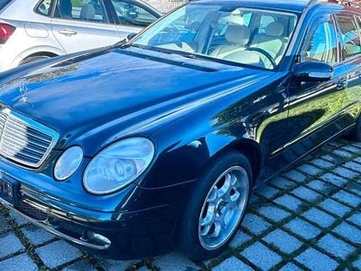 Mercedes E280