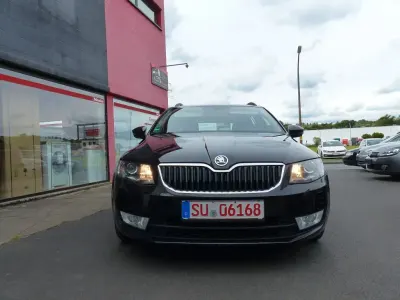 Gebraucht Skoda Octavia Elegance 150 PS (110 kW) 2013 Schwarz Kombi