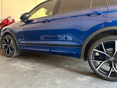 Blau Gebraucht 2023 VW Tiguan R SUV | 40.990 € (Fairer Preis)
