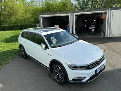 Gebraucht VW Passat Alltrack 239 PS (175 kW) 2016 Weiß Kombi