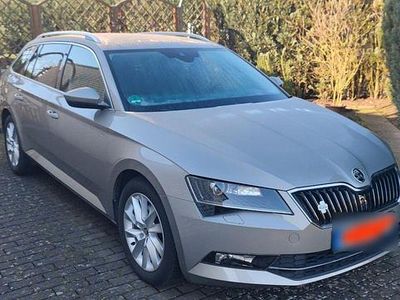 Gebraucht Skoda Superb Style 190 PS (139 kW) 2017 Beige Kombi
