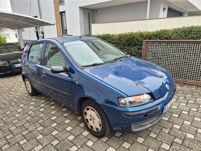 Usata Fiat Punto 60 CV (44 kW) 2003 Blu Utilitaria