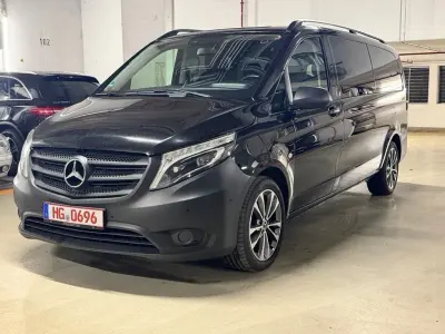 Gebraucht Mercedes Vito Edition 190 PS (139 kW) 2019 Obsidianschwarz Van