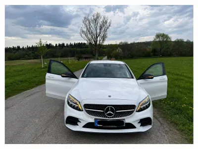 Usata Mercedes C180 AMG line 156 CV (114 kW) 2021 Bianco Berlina