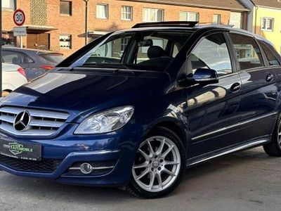 Gebraucht Mercedes B180 116 PS (85 kW) 2009 Blau Van / Kleinbus