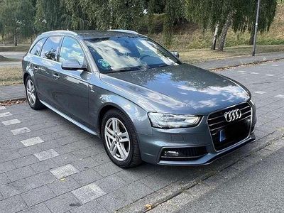 Grau Gebraucht 2015 Audi A4 S-Line Kombi | 11.500 € (Fairer Preis)