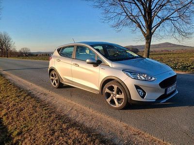 Gebraucht Ford Fiesta Active 101 PS (74 kW) 2018 Silber Kleinwagen