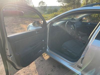 Silber Gebraucht 2008 VW Golf V Kombi | 2.600 € (Fairer Preis)