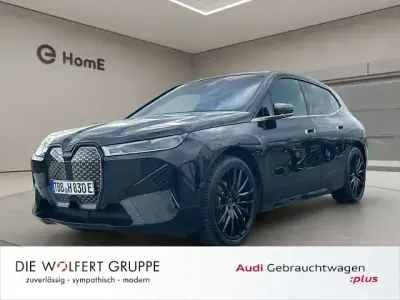 Gebraucht BMW iX Sport Line 455 kW (619 PS) 2023 Saphirschwarz metallic SUV