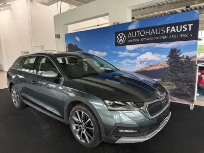 Gebraucht Skoda Octavia 200 PS (147 kW) 2022 Grau metallic Kombi