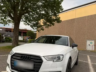 Gebraucht Audi A3 Comfort 150 PS (110 kW) 2017 Weiß Limousine