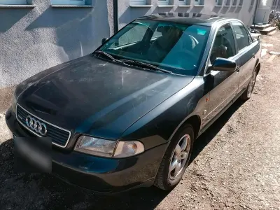 Gebraucht Audi A4 150 PS (110 kW) 1996 Grün Limousine