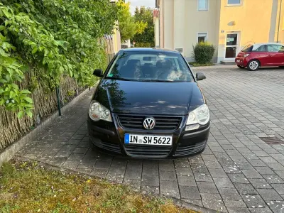 Gebraucht VW Polo Basis 64 PS (47 kW) 2005 Schwarz Kleinwagen