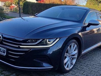 Grau Gebraucht 2021 VW Arteon Elegance Kombi | 33.990 € (Etwas zu teuer)