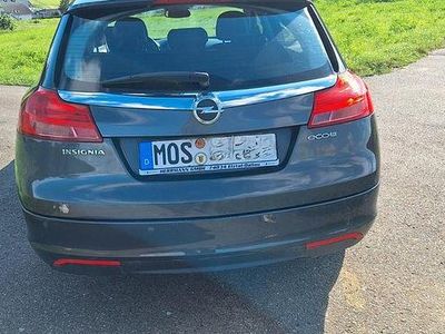 Braun Gebraucht 2012 Opel Insignia Eco Kombi | 4.600 € (Fairer Preis)