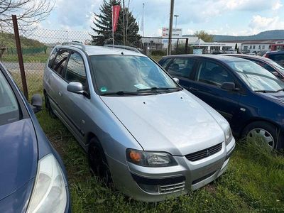 Second-hand Mitsubishi Space Star 122 CP (89 kW) 2005 Argintiu Berlinǎ