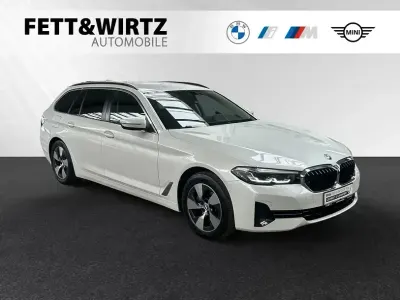 Gebraucht BMW 520 Efficient Dynamics 190 PS (139 kW) 2022 Weiss Limousine