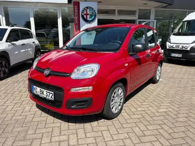 Neu Fiat Panda Icon 65 PS (47 kW) 2026 Rot Kleinwagen