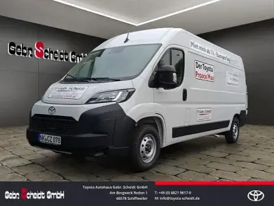 Gebraucht Toyota Proace 140 PS (102 kW) 2025 Icy white Van / Kleinbus