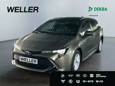 Gebraucht Toyota Corolla Team 122 PS (89 kW) 2021 Oxide bronze metallic Kombi