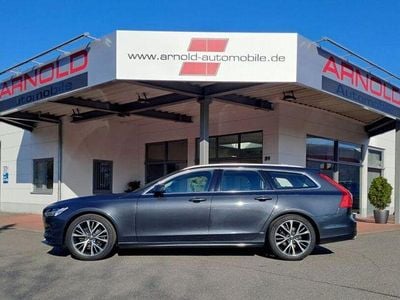 Gebraucht Volvo V90 Momentum 190 PS (139 kW) 2019 Grau Kombi