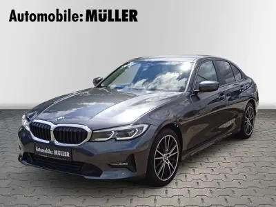 Gebraucht BMW 320 184 PS (135 kW) 2020 Grau Limousine