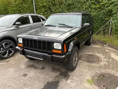 Gebraucht Jeep Cherokee 178 PS (130 kW) 1997 Schwarz SUV