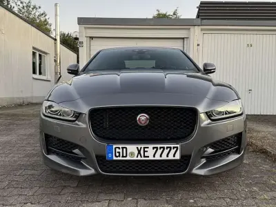 Gebraucht Jaguar XE R-Sport 200 PS (147 kW) 2016 Limousine