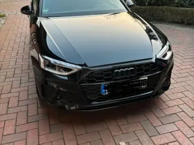 Gebraucht Audi A4 S-Line 150 PS (110 kW) 2023 Schwarz Kombi