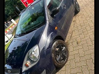 Gebraucht Ford Fiesta 90 PS (66 kW) 2007 Blau Kleinwagen