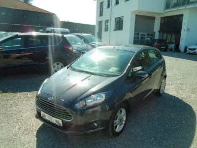 Gebraucht Ford Fiesta Titanium 101 PS (74 kW) 2015 Grau Kleinwagen