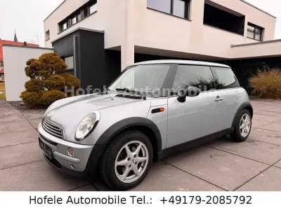 Begagnad Mini ONE 90 HK (66 kW) 2002 Silver Halvkombi