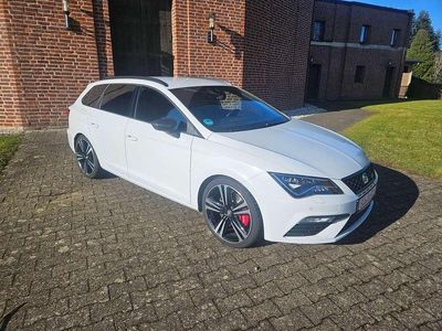 Gebraucht Seat Leon 4Drive 300 PS (220 kW) 2018 Nevada weiss Kombi