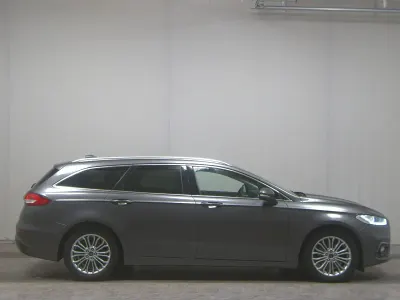 Usado Ford Mondeo Titanium 150 CV (110 kW) 2022 Gris Berlina
