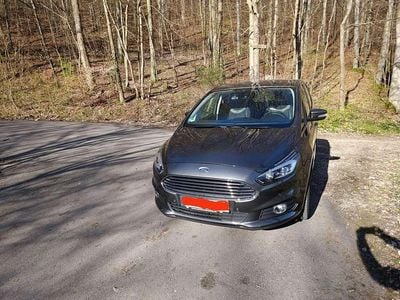 Second-hand Ford S-MAX Titanium 150 CP (110 kW) 2018 Gri Monovolum