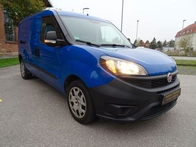 Blau Gebraucht 2020 Fiat Doblò Basis Van / Kleinbus | 10.950 € (Fairer Preis)
