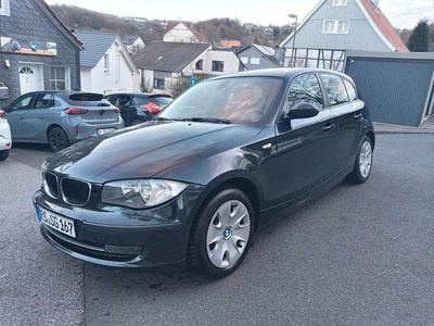 Gebraucht BMW 116 122 PS (89 kW) 2008 Schwarz Kleinwagen