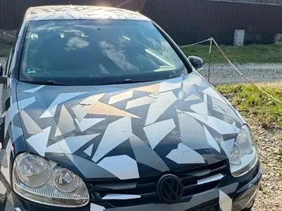 Używany VW Golf V 102 KM (75 kW) 2006 Czarny Hatchback