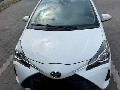 Gebraucht Toyota Yaris Comfort 72 PS (52 kW) 2019 Weiß Kleinwagen