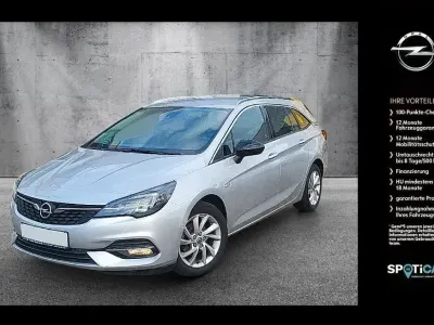 Gebraucht Opel Astra Elegance 122 PS (89 kW) 2022 Silber Kleinwagen
