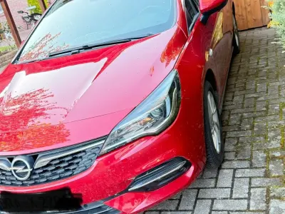 Gebraucht Opel Astra 145 PS (106 kW) 2019 Rot Limousine