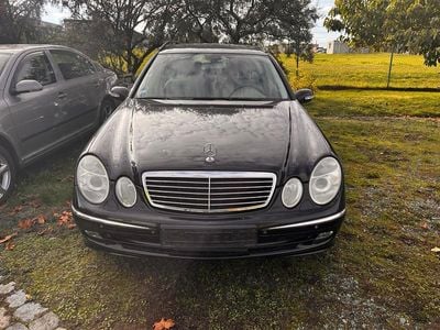 Mercedes E200